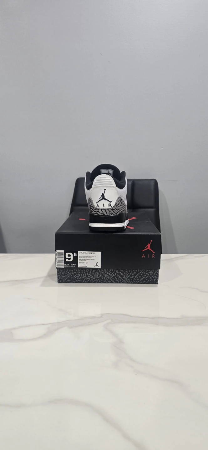 Air Jordan 3 Infrared 23 size 9.5 - photo 2