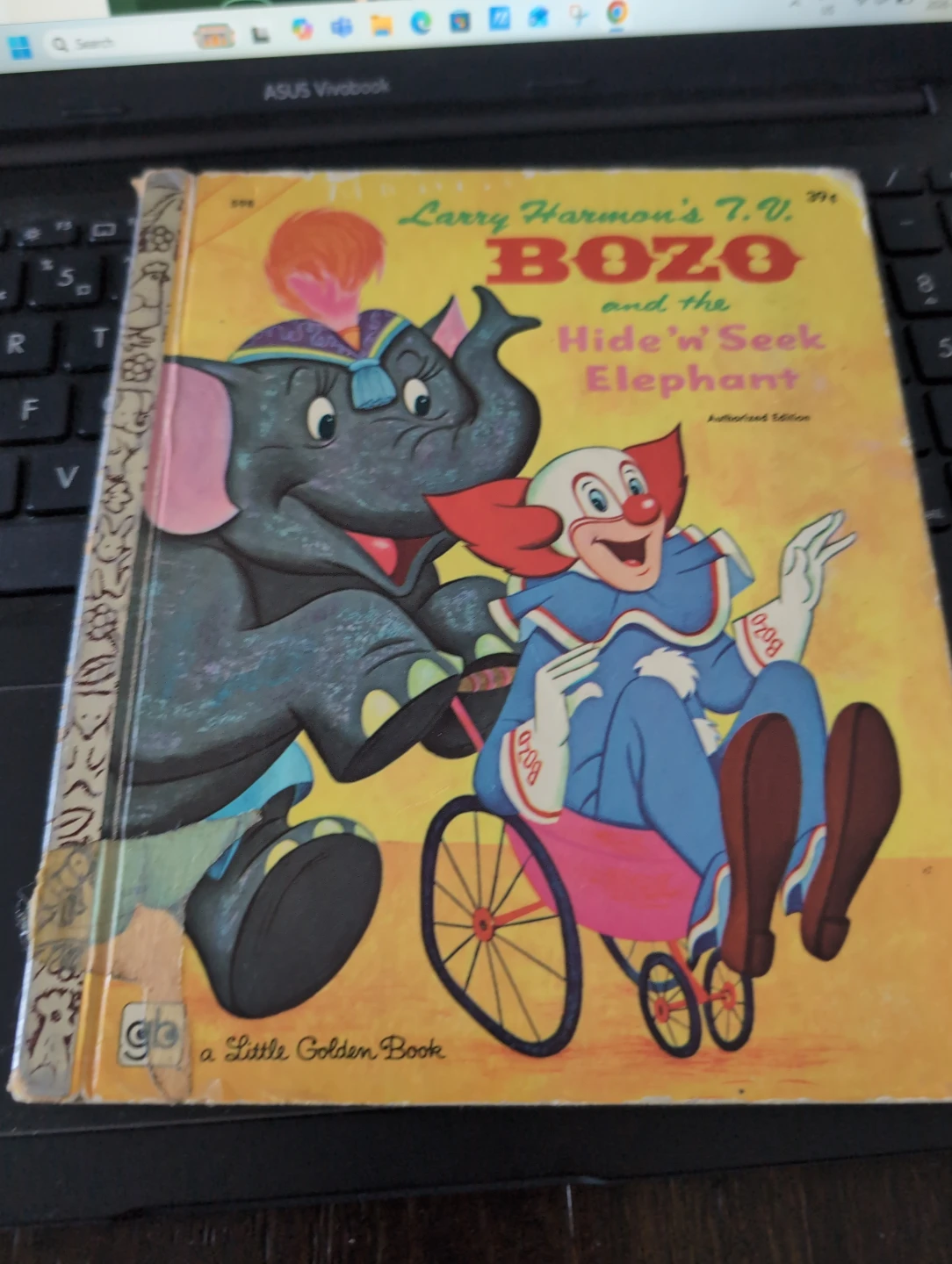 Larry Harmon's TV Bozo and the Hide'n' Seek Elephant  Book