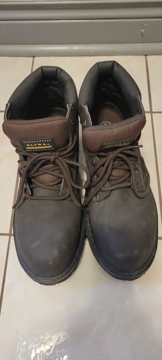 ALTRAX Industries Men's Composite Toe Work Boots Size 9