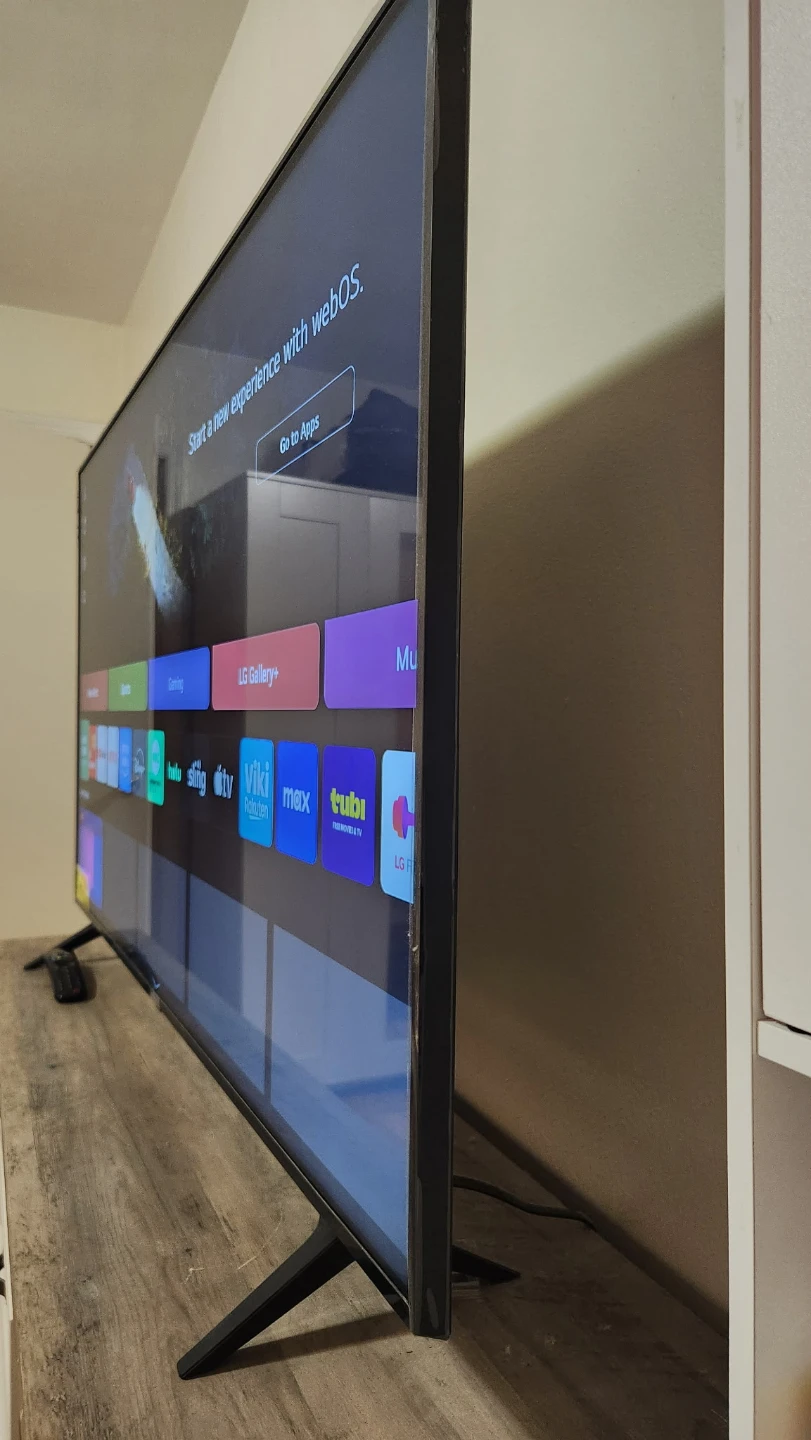 LG 55" TV for sale $150 - photo 2
