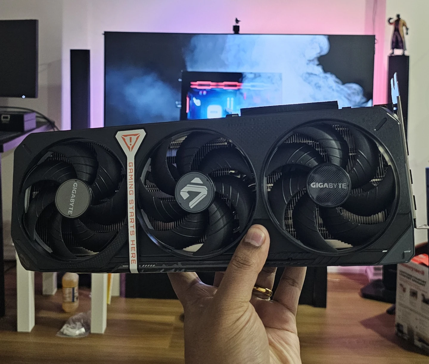 Gigabyte Gaming OC RTX 5070 12GB – Excellent Condition