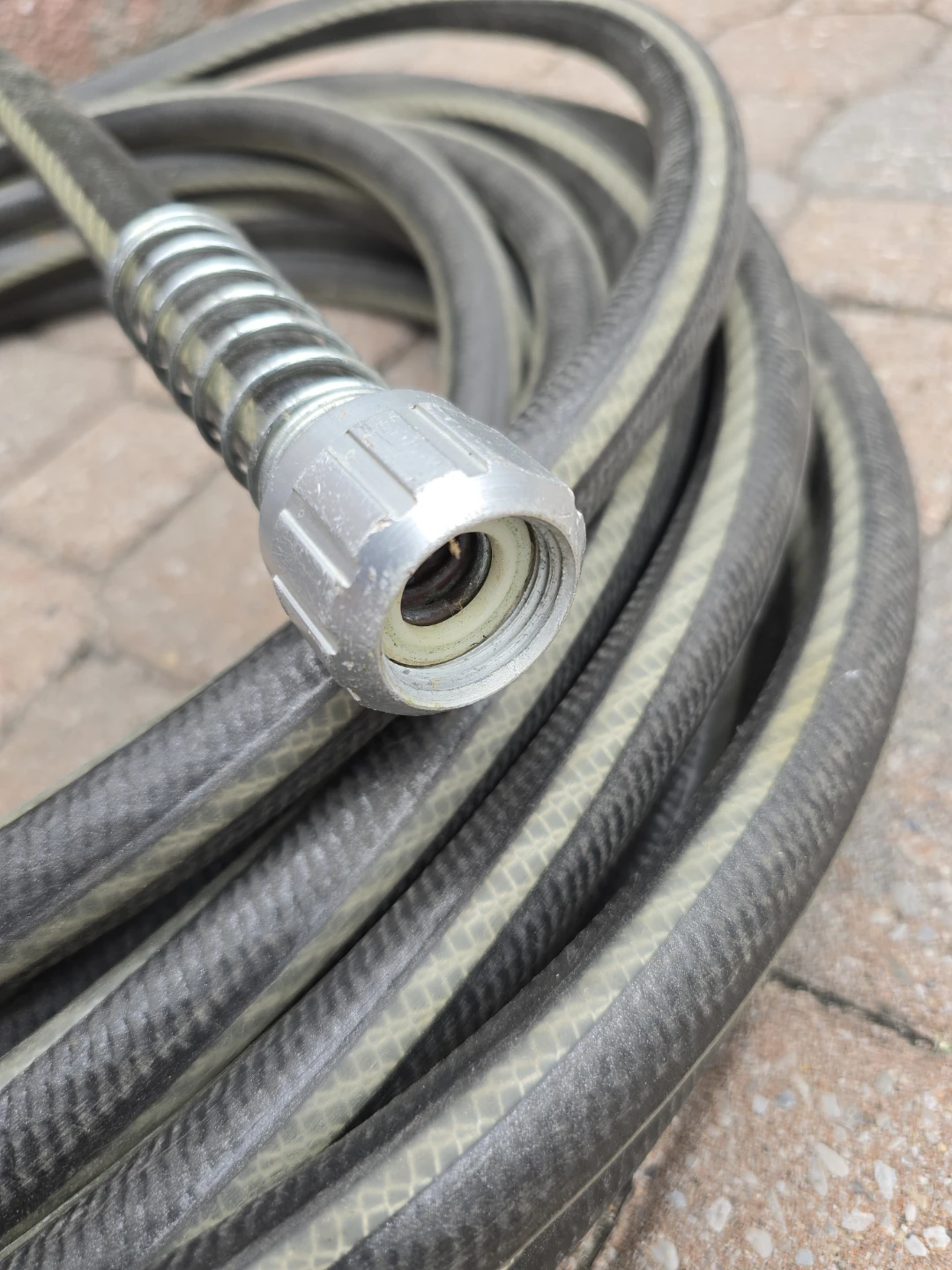 Garden Hose - 50 Feet - Heavy Duty - Kink Free - photo 2