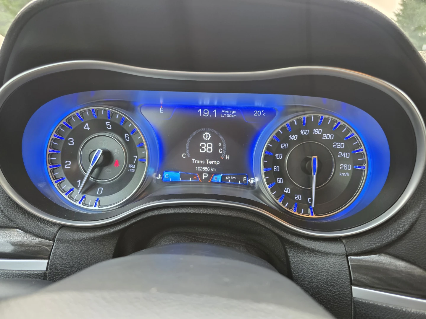 2017 Chrysler 300 - photo 5