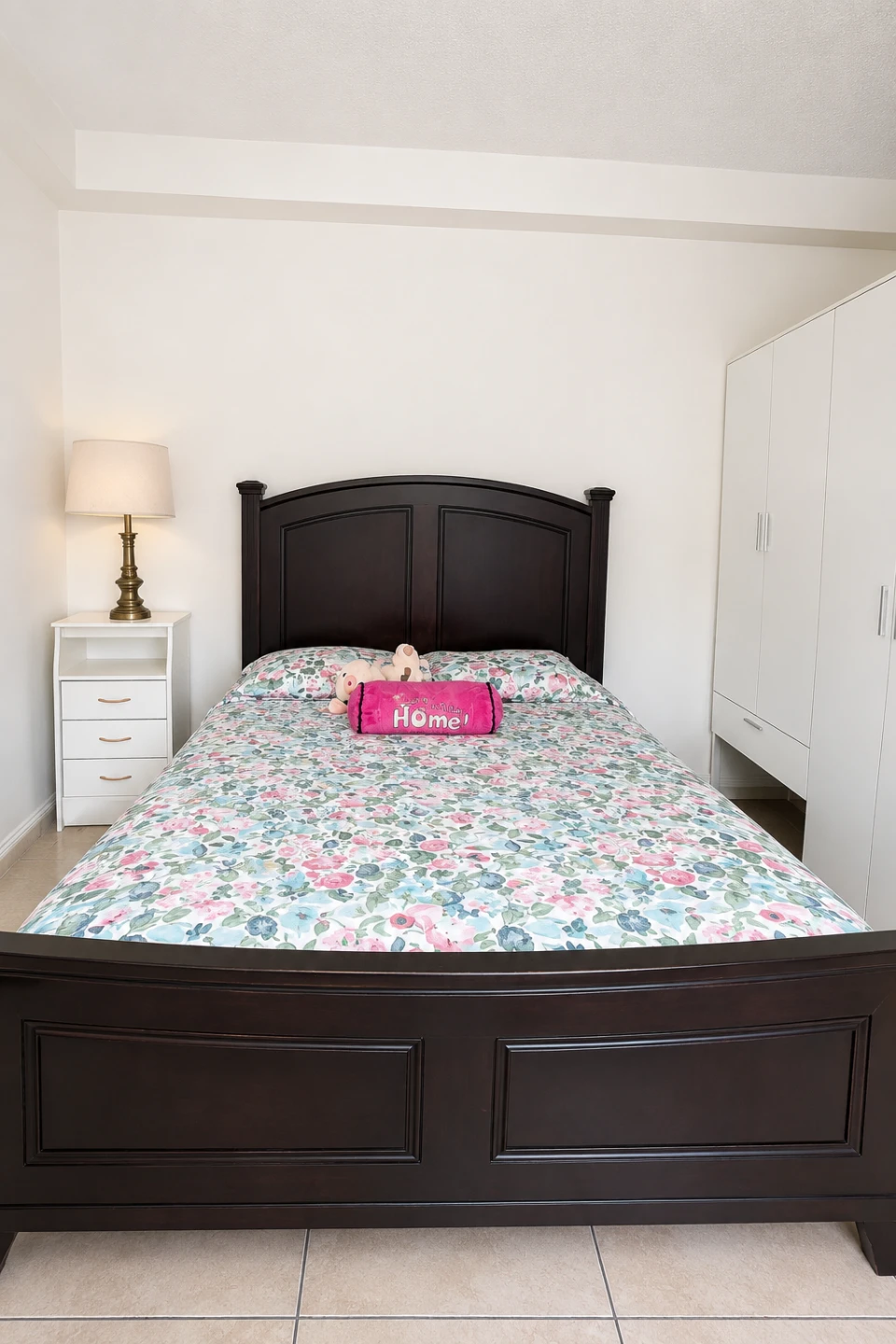 Queen Size Dark Wood Bed Frame - photo 2