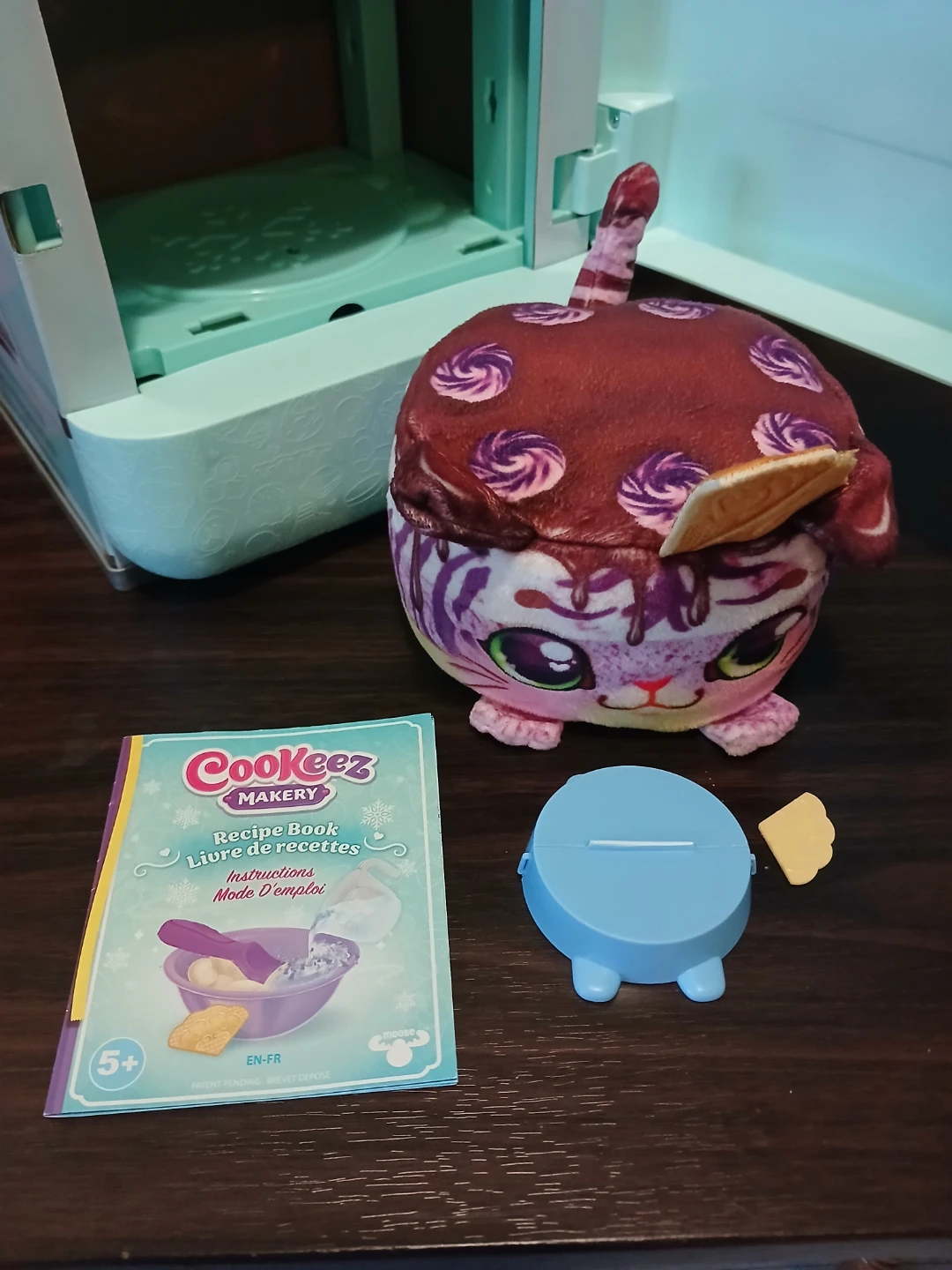 Cookeez Makery Plush Toy Fridge Machine - photo 3