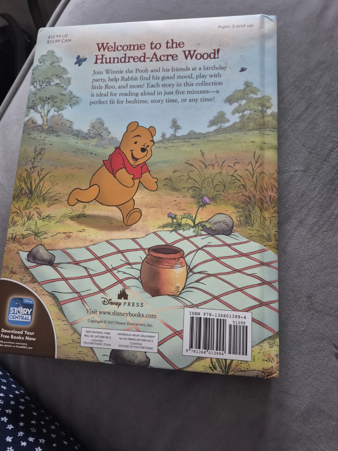 Disney Winnie the Pooh 5-Minute Stories Book and Figurine - photo 4