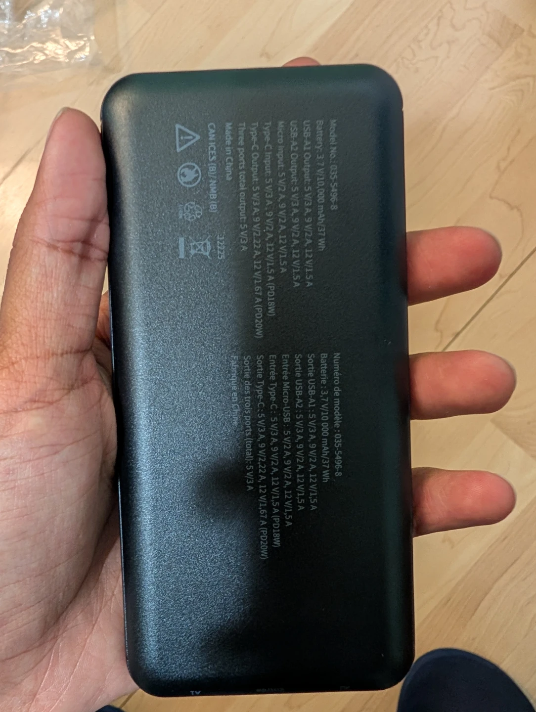 10,000 mAh 20W Power Bank with USB-C - photo 2