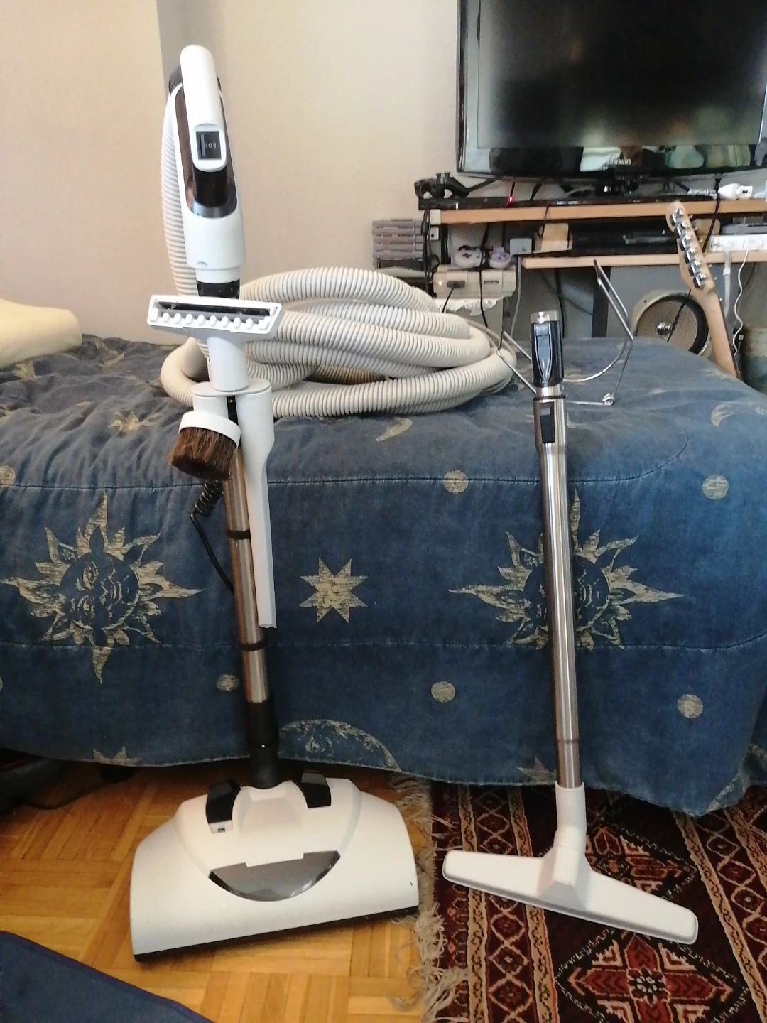 Central vacuum cleaner /vacuum