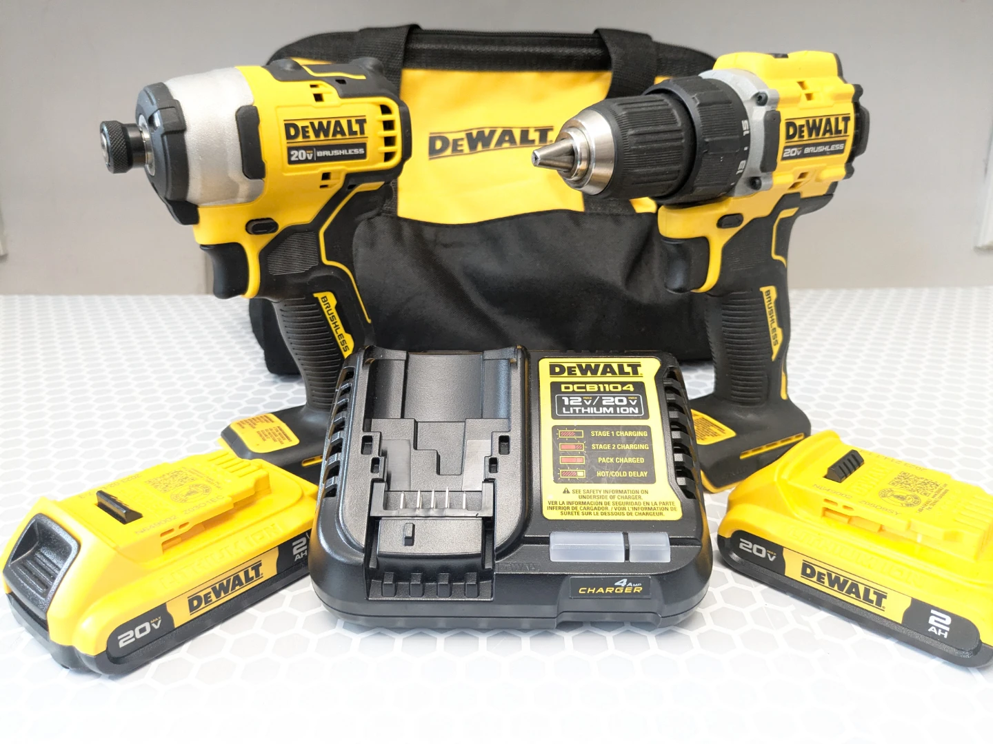 20V Max DeWalt ATOMIC Brushless Contractor Set - photo 4