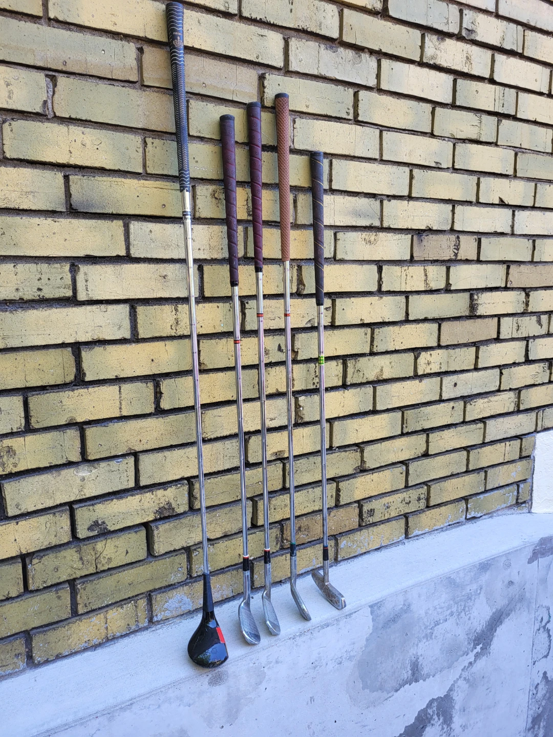 Assorted Golf Clubs Set  make me an offer? - photo 3