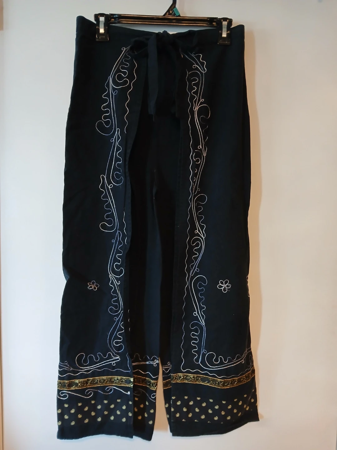 Black Wide Leg Pants with Embroidered Floral Design.