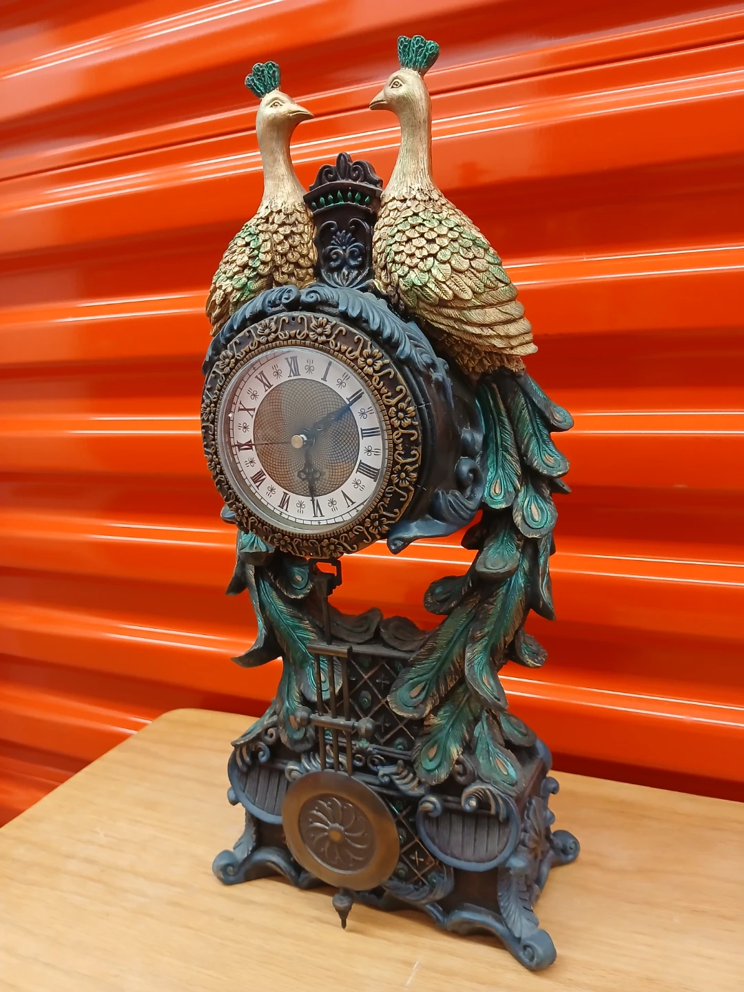 Vintage pendulum Peacock Mantle table Clock 15" high - photo 3