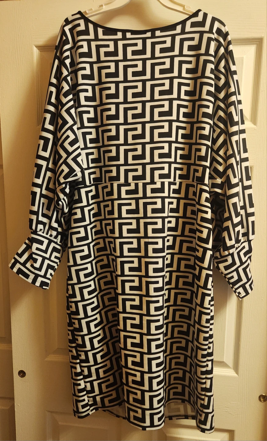 Ashley Stewart Black & White Geometric Print Dress Size 22/24 - photo 2