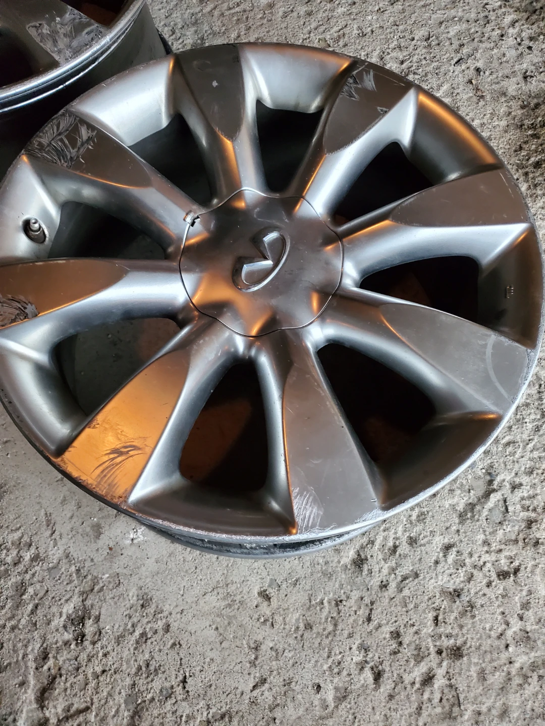 Set of 4 Infiniti 18" Alloy Wheels - photo 4