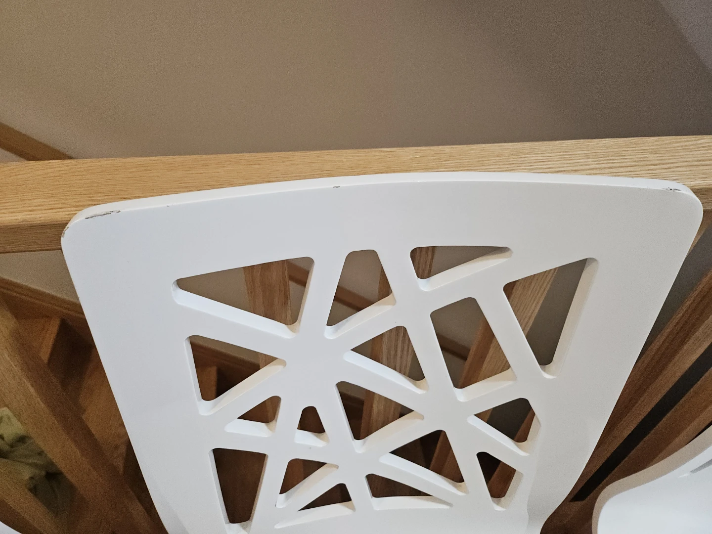 Set of 4 White Modern Chairs - photo 5