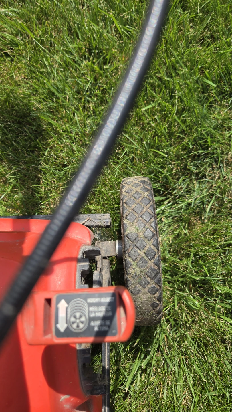 B&D Lawn Hog Electric Mulching Mower - photo 4
