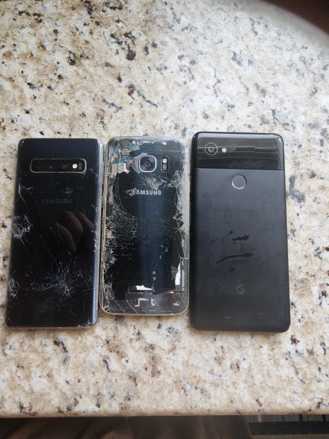 Samsung and Google Pixel Phones - For Parts - photo 2