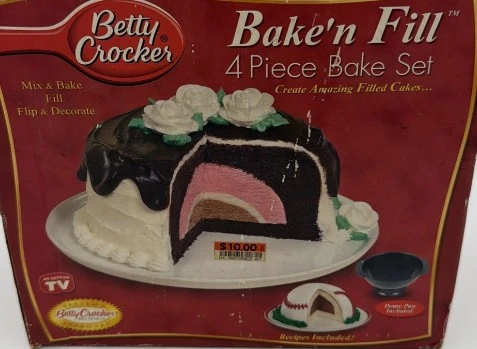 Betty Crocker Bake 'n Fill 4 Piece Cake Pan Set - photo 3