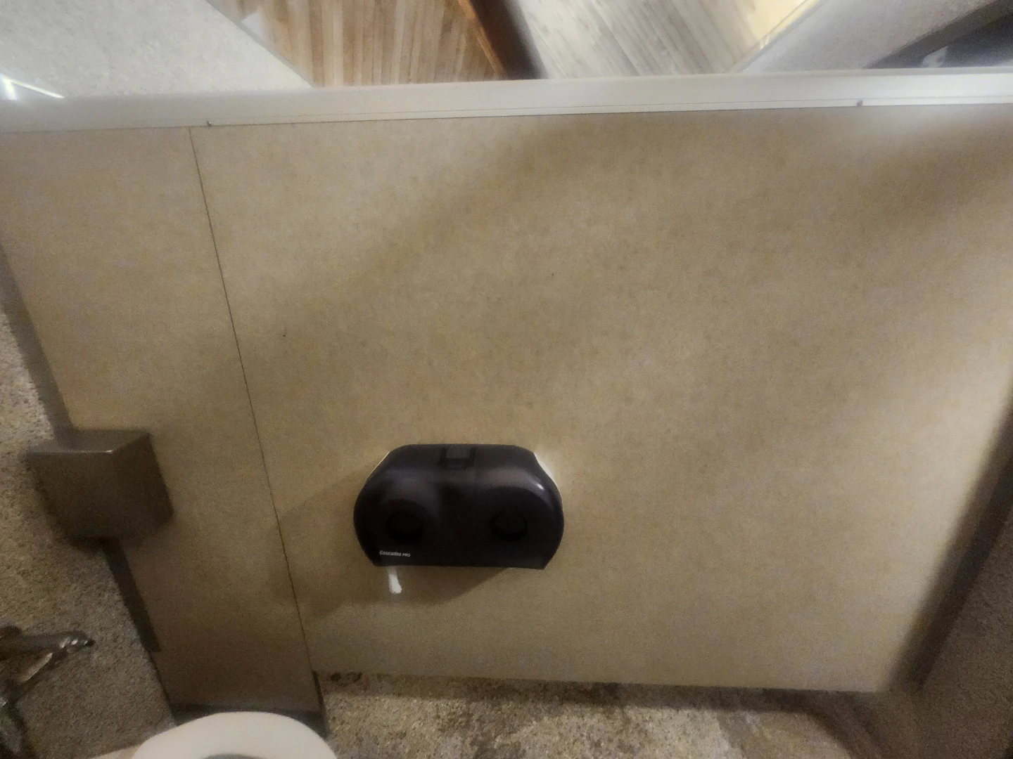 Loue toilette a oka - photo 3