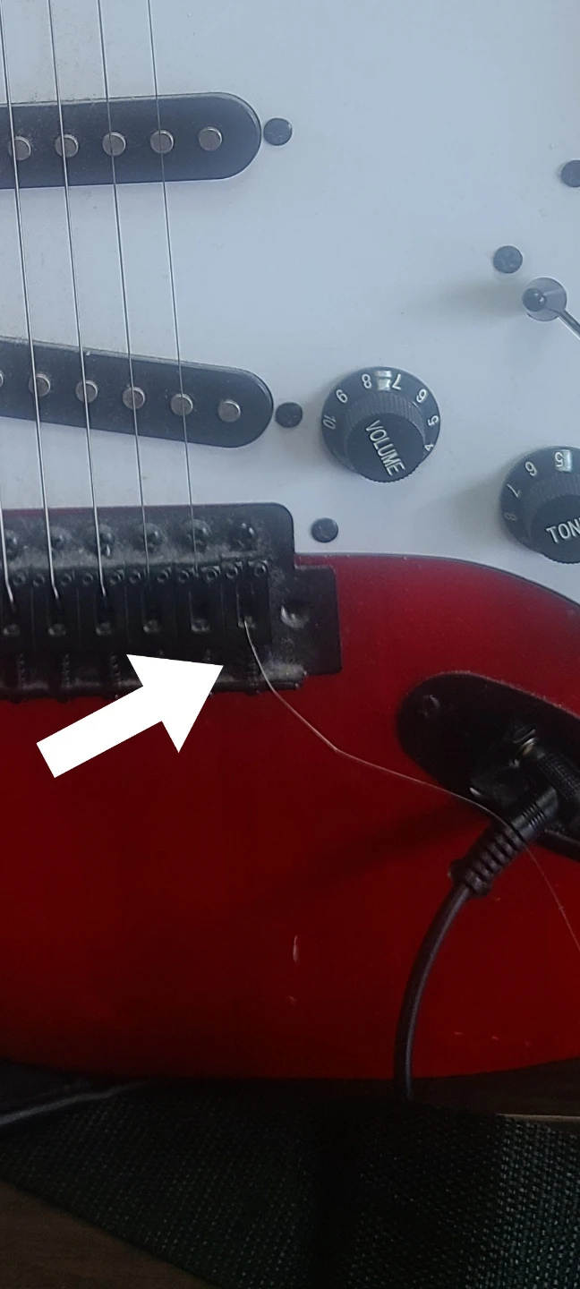 Red Electric Guitar with Amplifier - photo 3