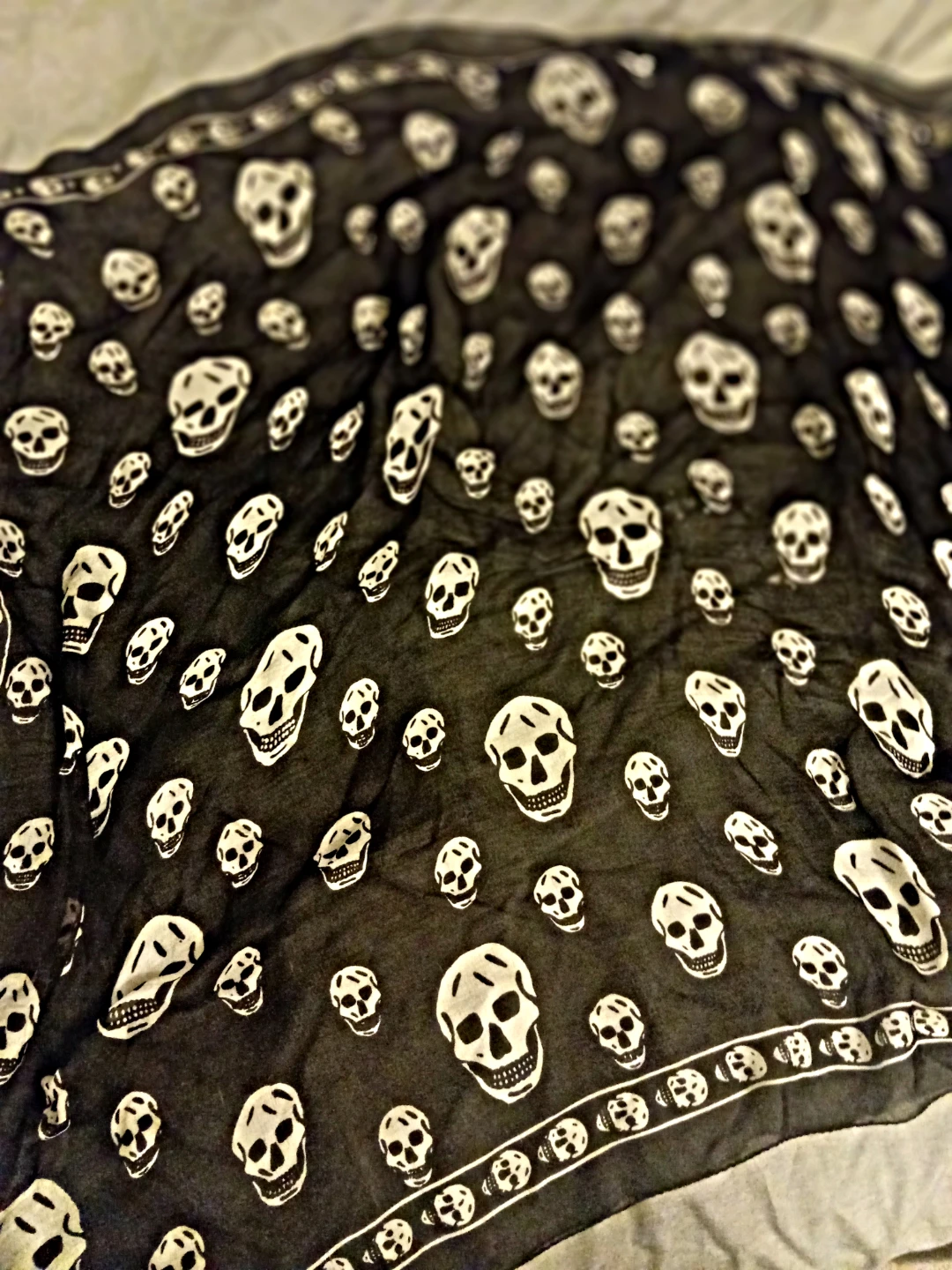 Alexander McQueen Skull Scarf - photo 4