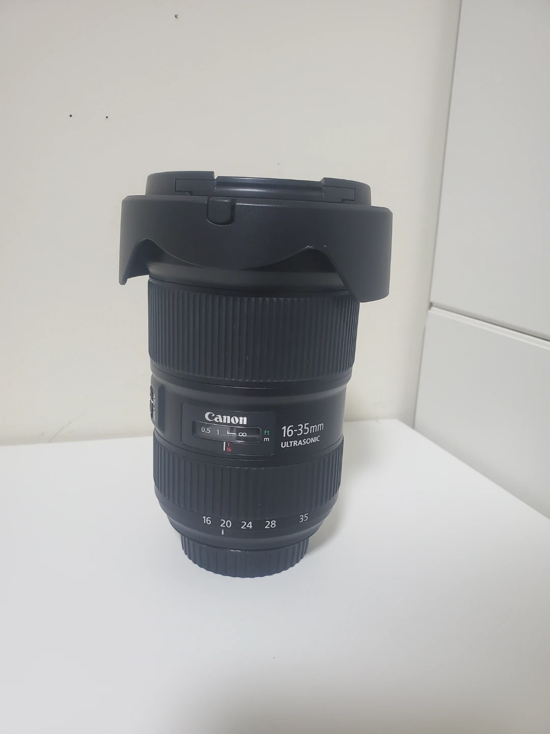 Canon EF 16-35mm f/2.8L III USM Lens - photo 3