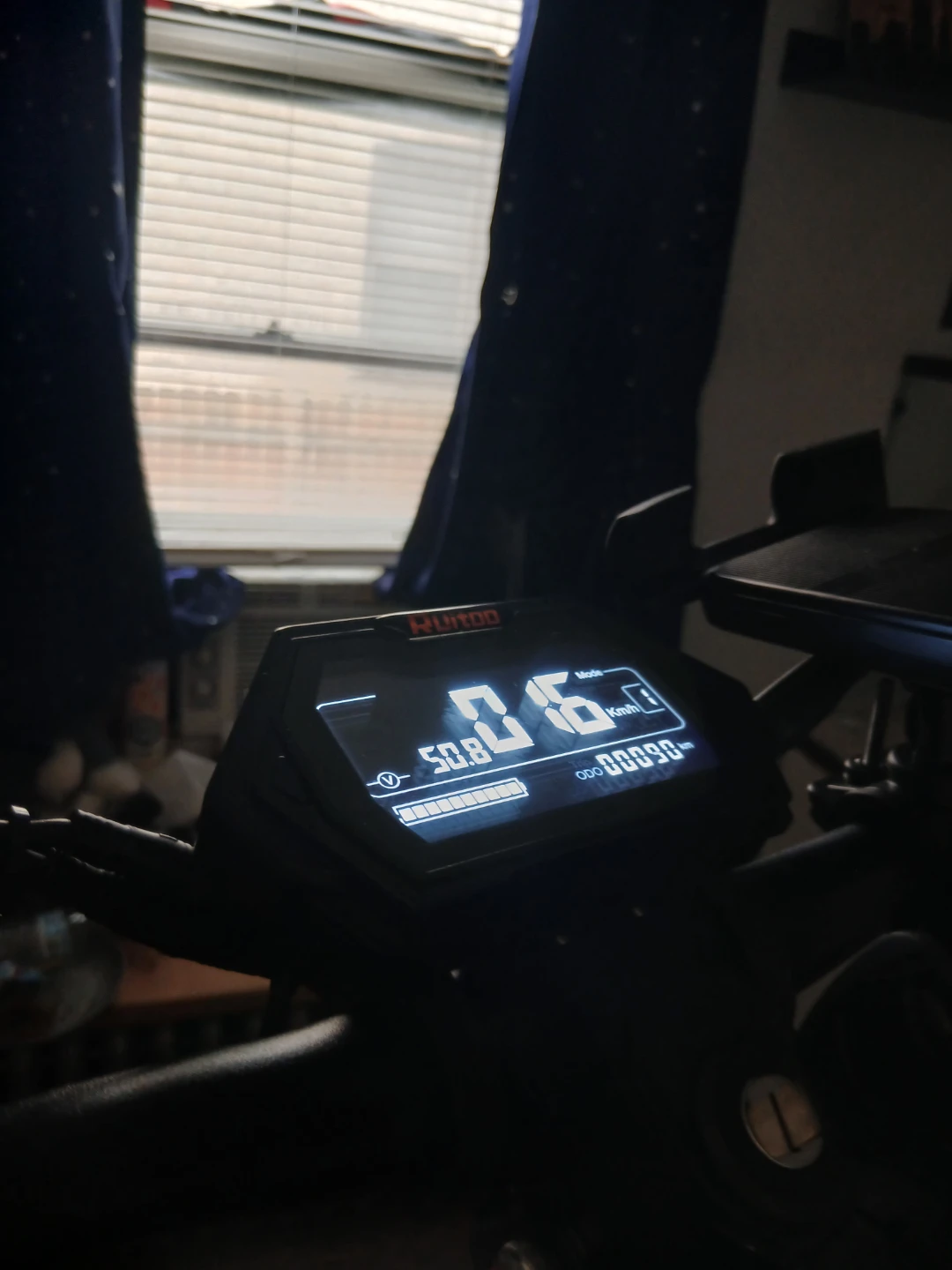 Ruitoo Rt6 Electric Scooter - photo 4