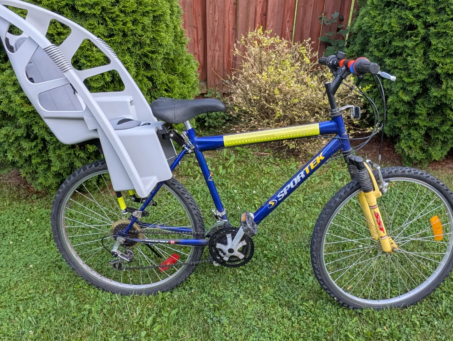 Sportek Blue Mountain Bike with Child Seat