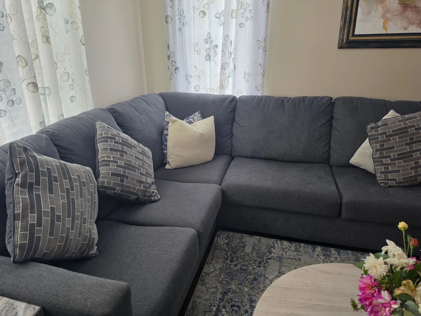 Dark Grey Sectional Sofa with Chaise and Ottoman. - photo 2