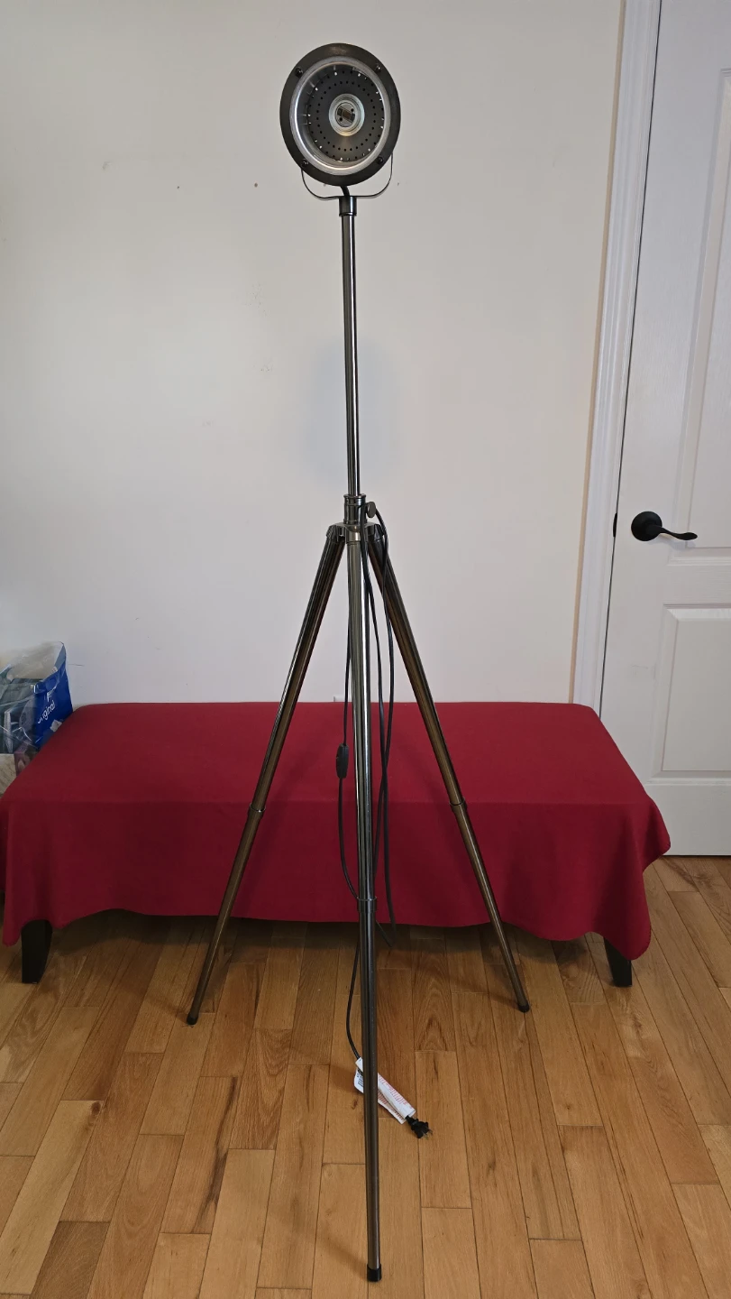 Industrial Tripod Floor Lamp - photo 2