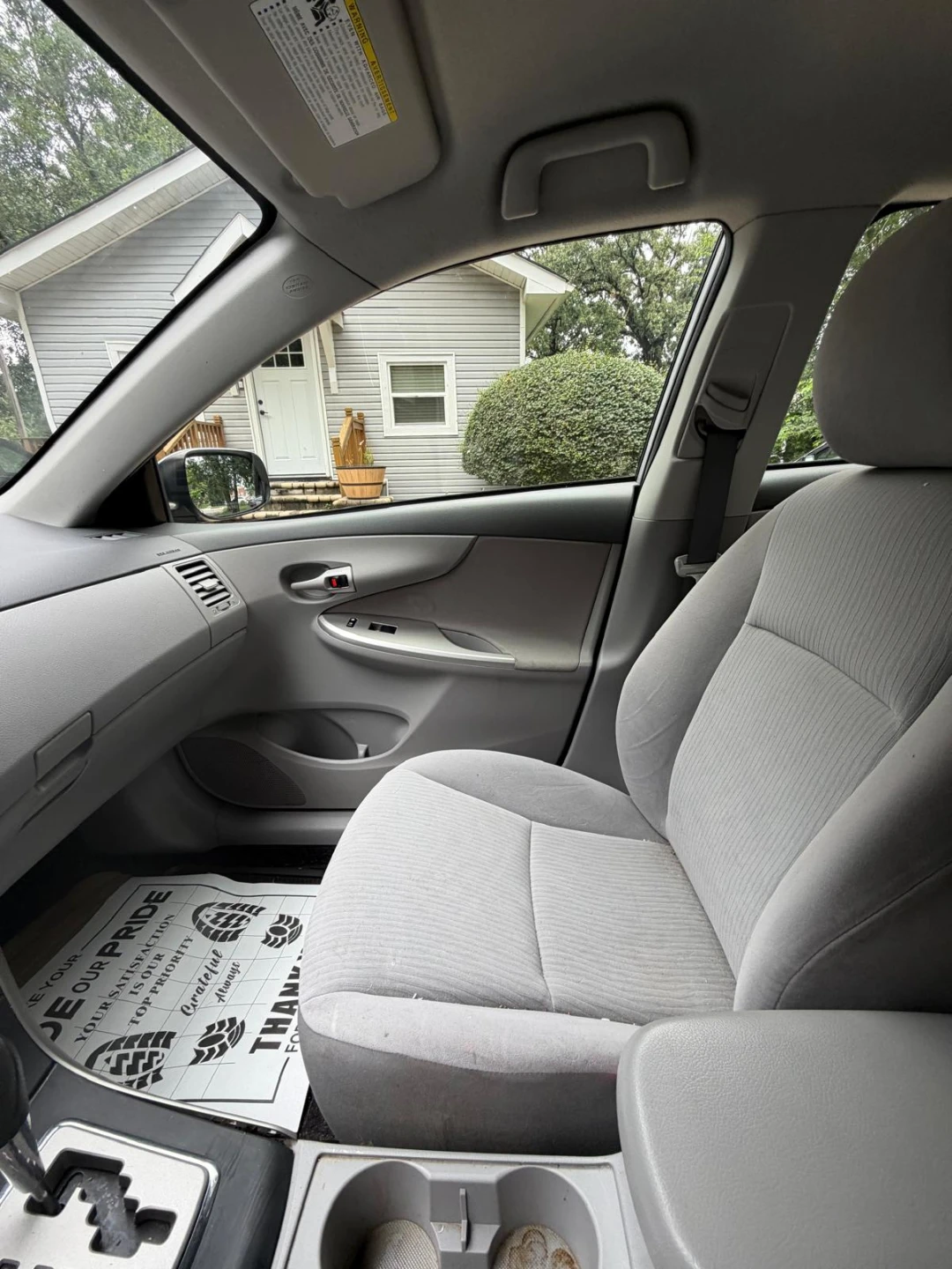 2014 Toyota RAV4 XLE - photo 5