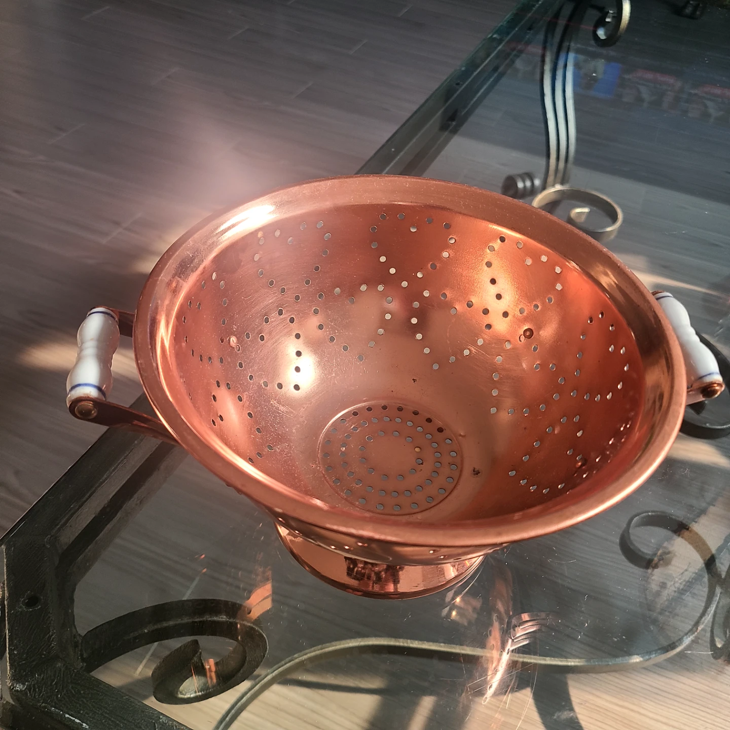 Copper Colander with White Handles - photo 4