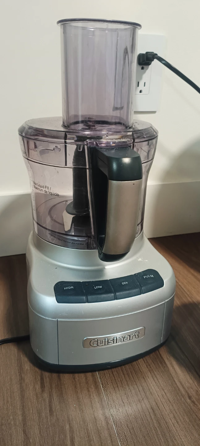 Cuisinart Food Processor - photo 2