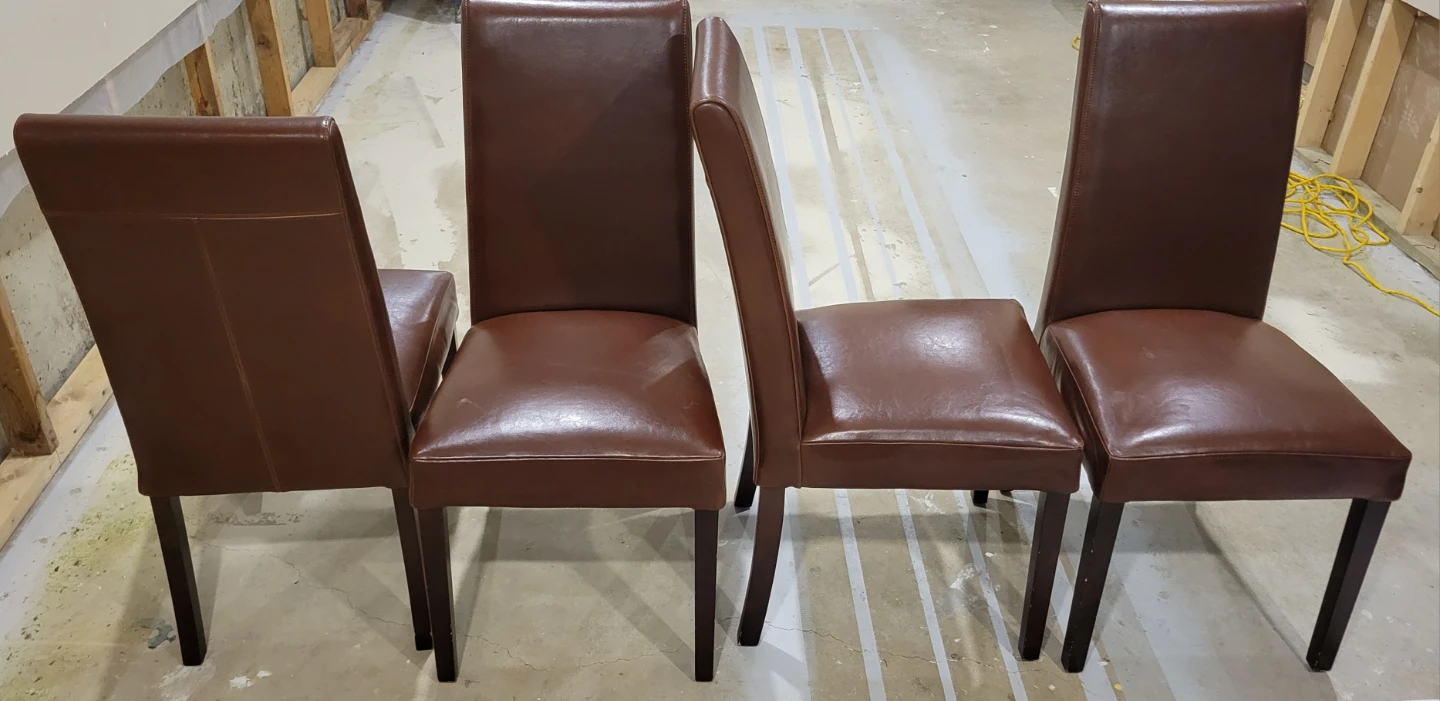 Set of 4 high back dining chairs. - photo 3