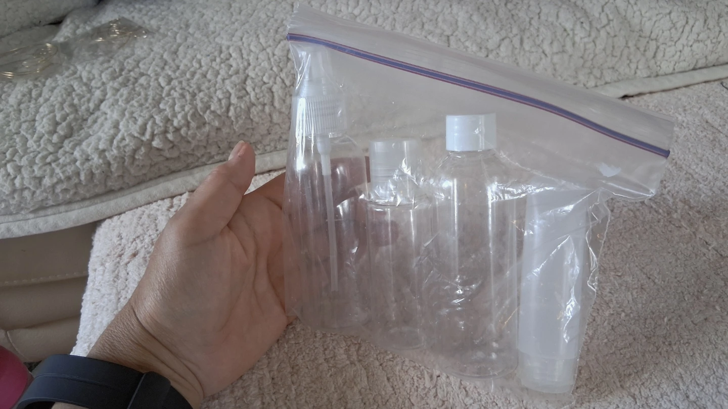 #Freecycle ❤️ Set of 4 Travel Size Bottles
