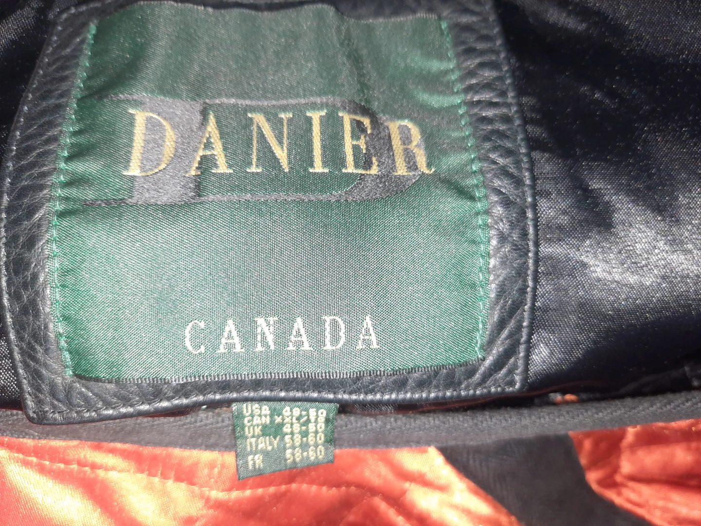 Men's Danier leather bomber jacket - photo 3