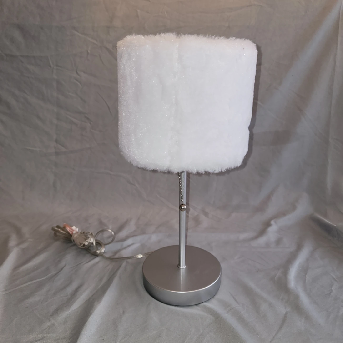Hello Kitty Fluffy Desk Lamp - photo 2