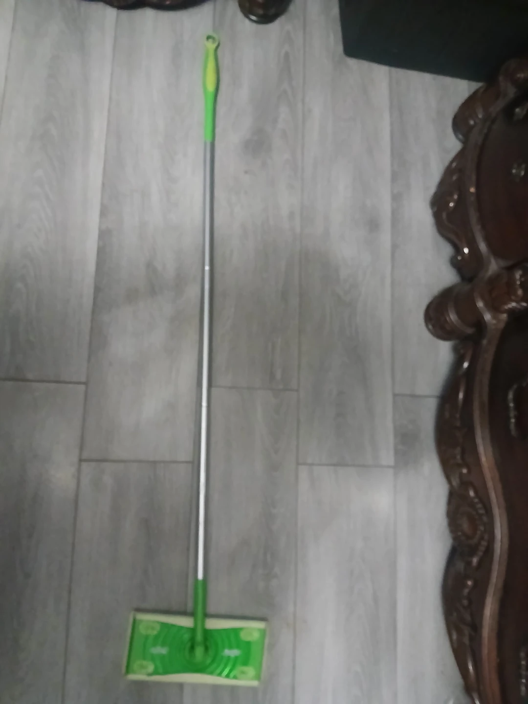 Swiffer Mop with Extendable Handle