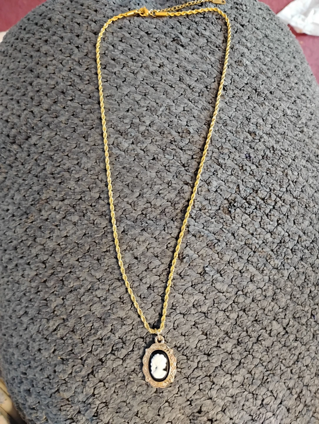 Gold Cameo Necklace - photo 3
