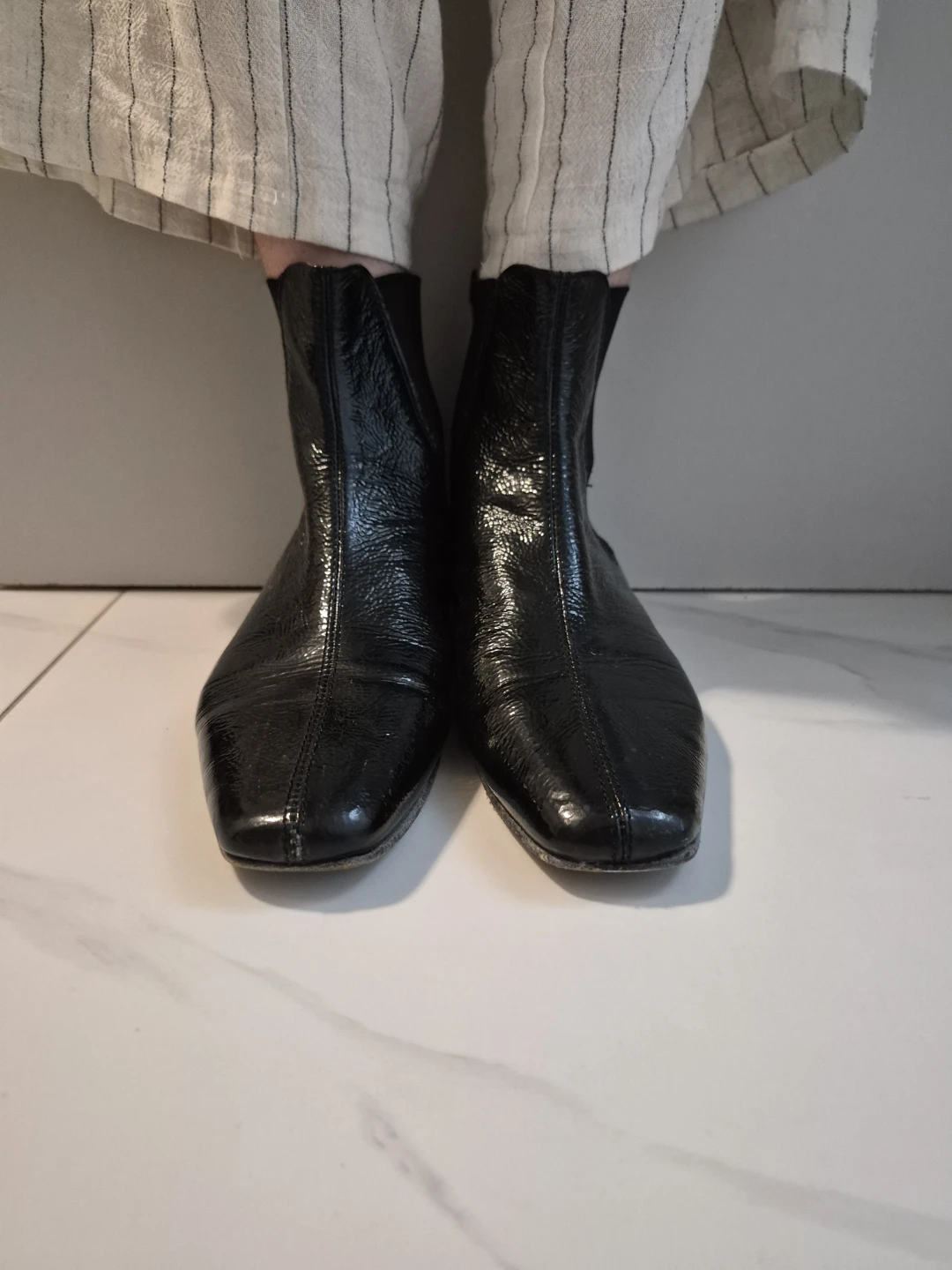 Black Patent Leather Michael Kors Chelsea Boots - photo 4