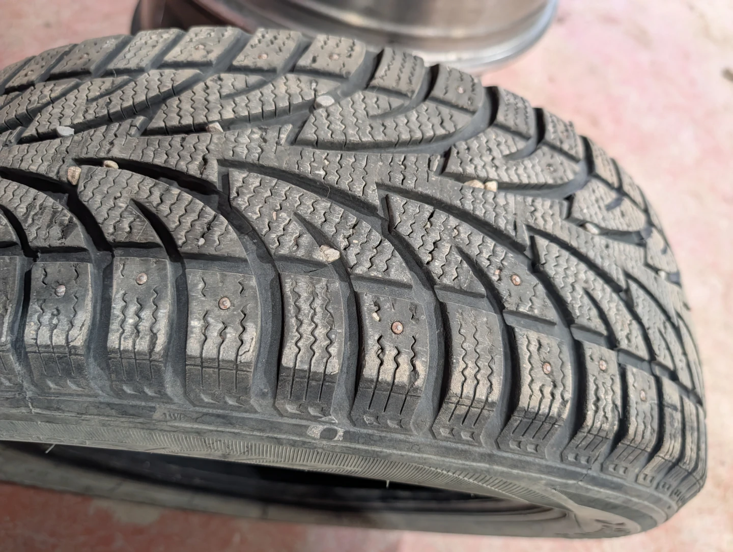 215/60R16 95T four winter tires no rims - photo 3