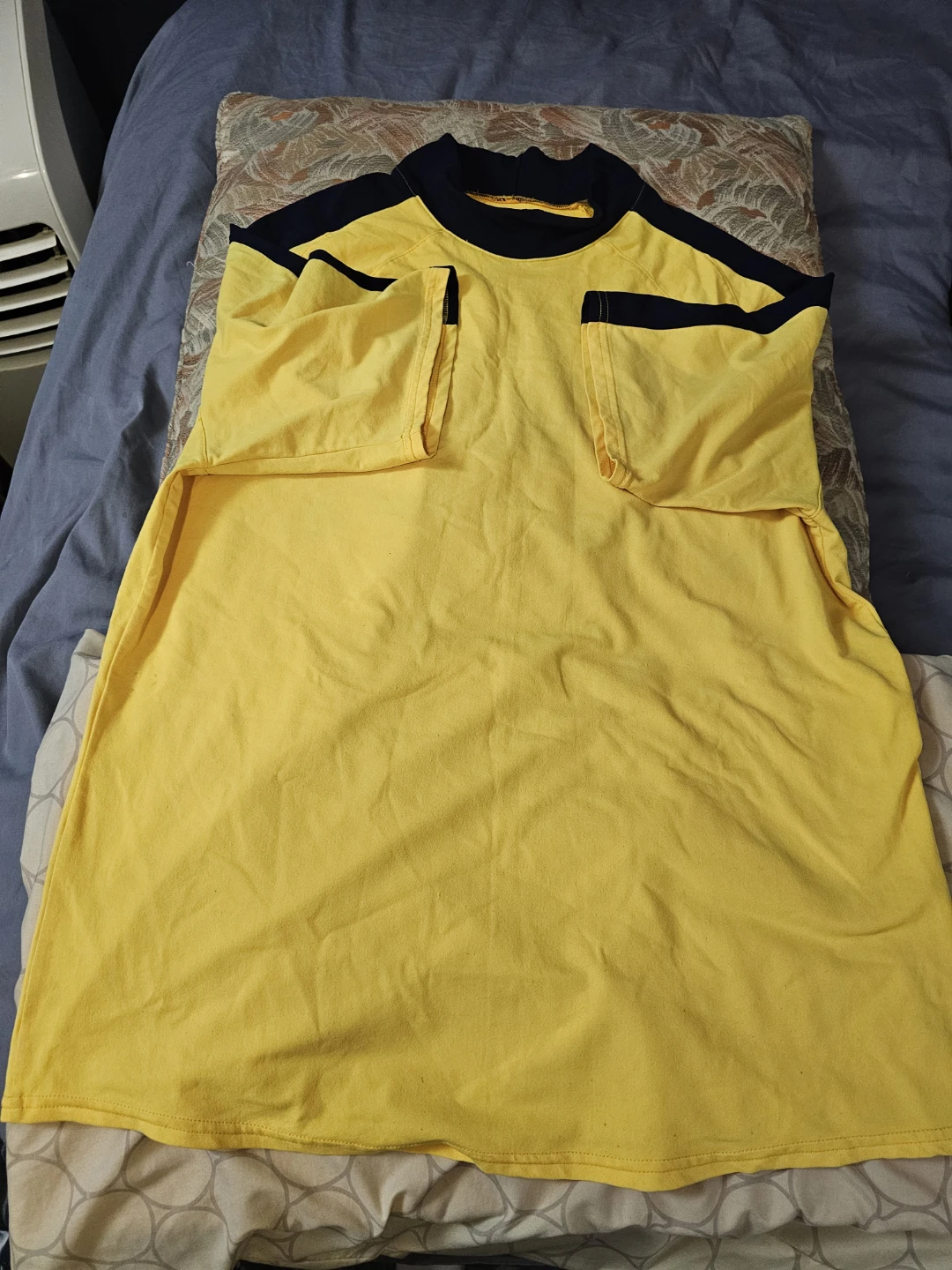 NOZONE Yellow T-Shirt - M