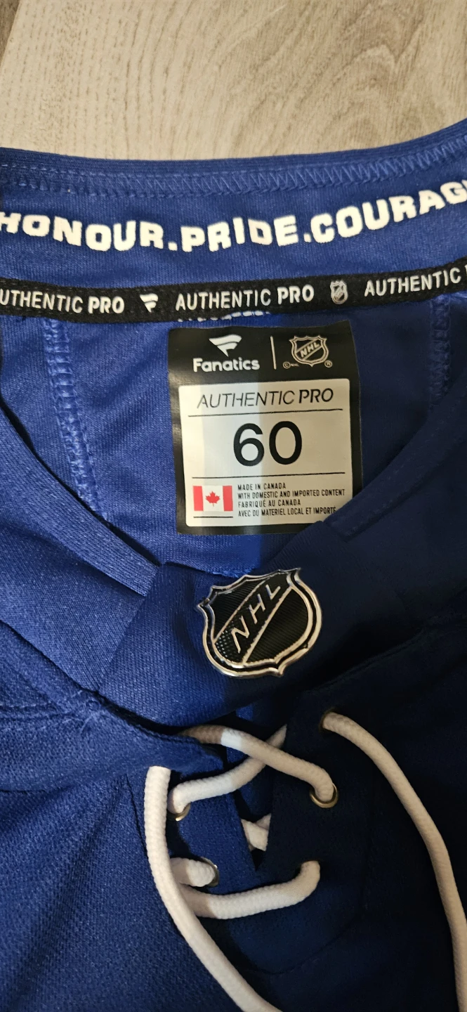 Toronto Maple Leafs Matthews Jersey - photo 3