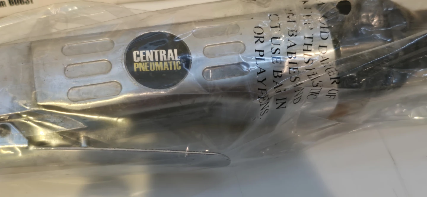 Central Pneumatic 3/8" Professional Air Ratchet - photo 4