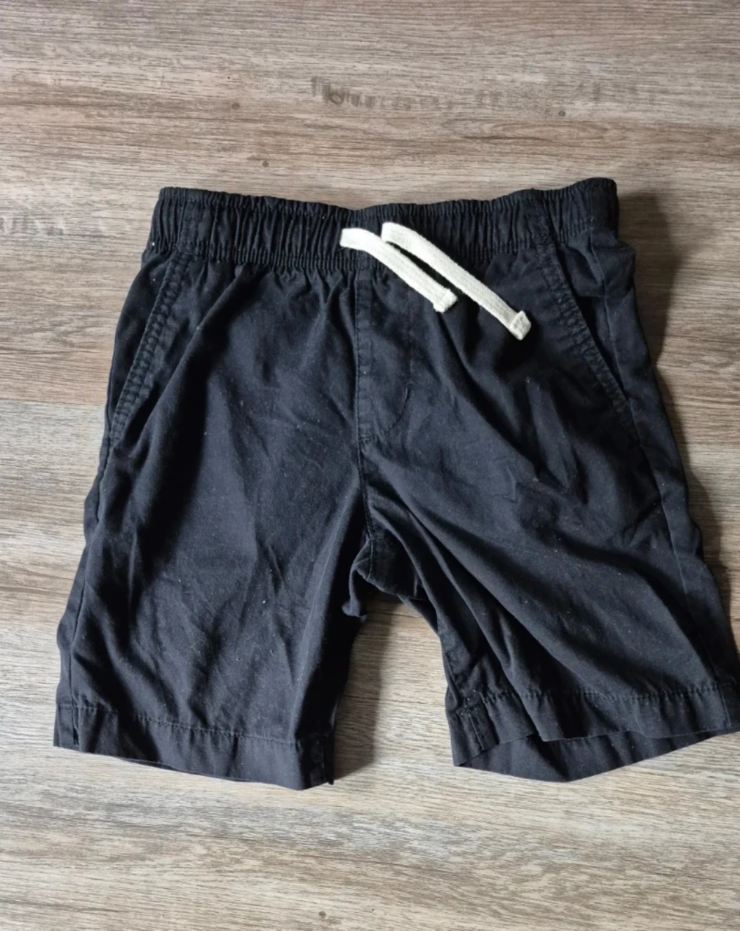 3 pairs Old Navy Relaxed Fit Shorts BUNDLE - photo 5