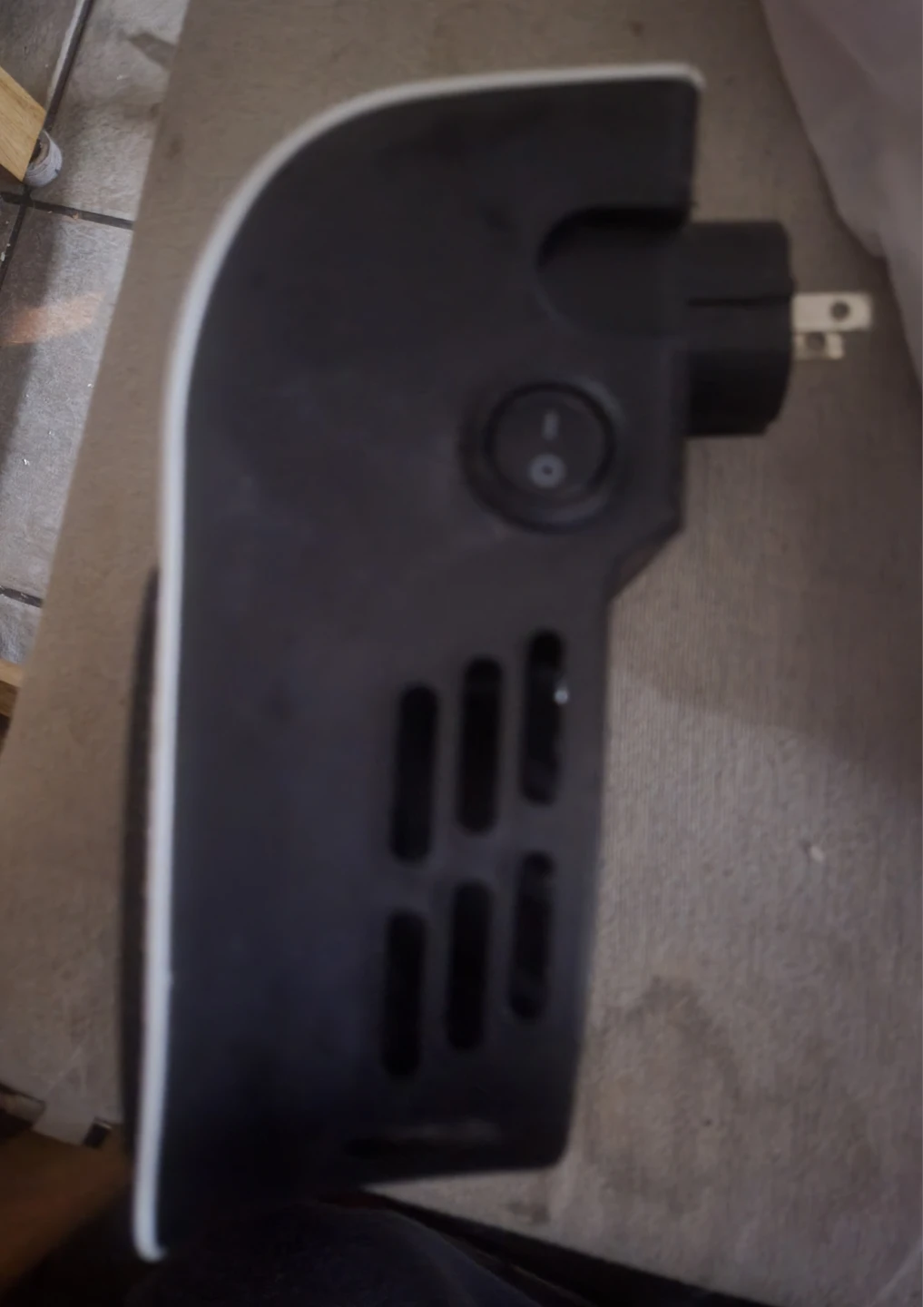 Portable wall-plug space heater 500w - photo 2