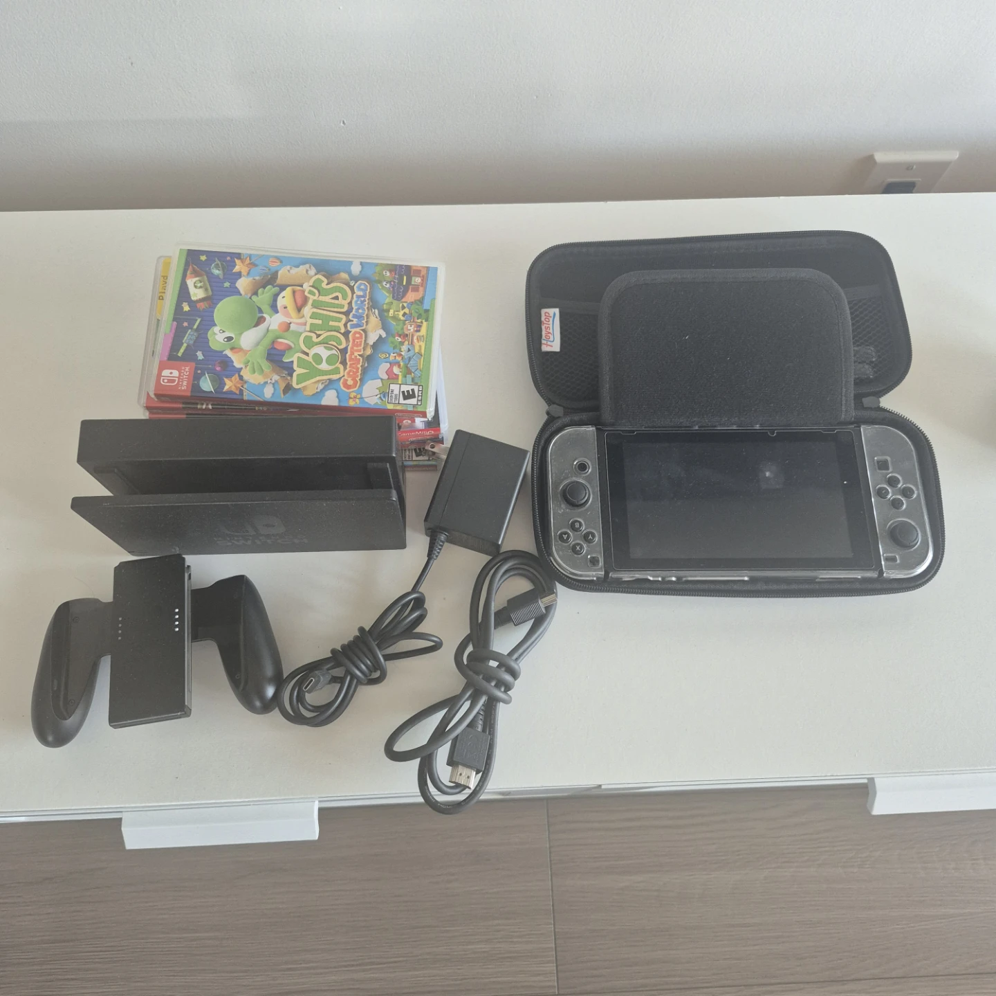 Nintendo Switch Console with Yoshi's Crafted World Game
