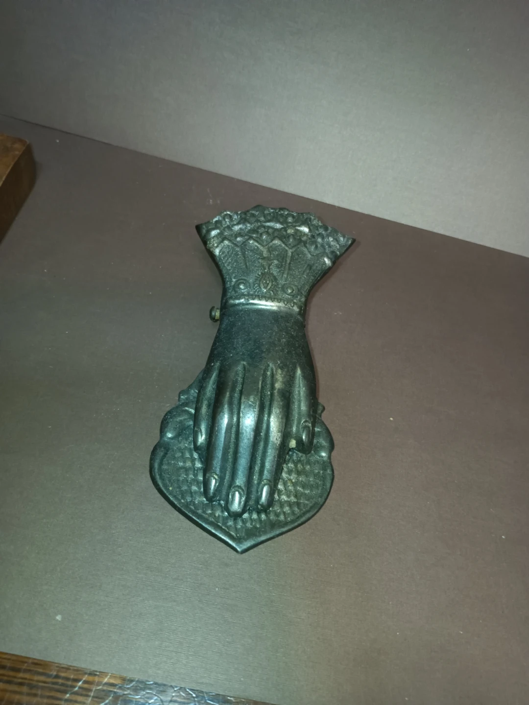 Vintage Hand Clip