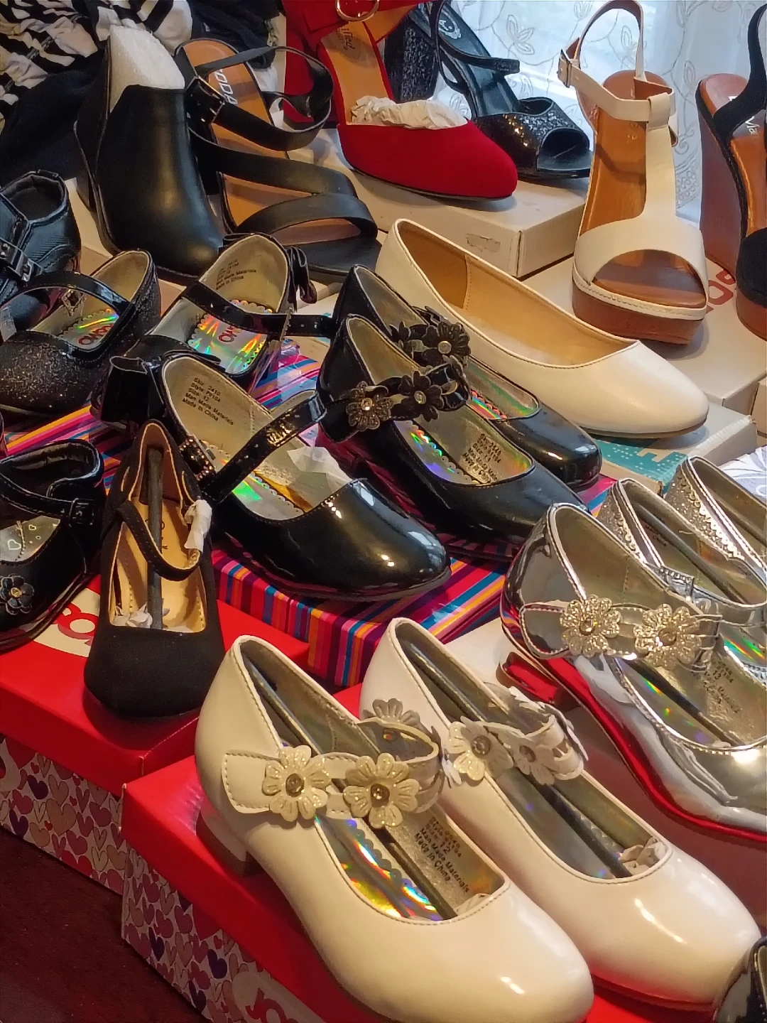 Zapatillas de niña y de mujer - photo 4