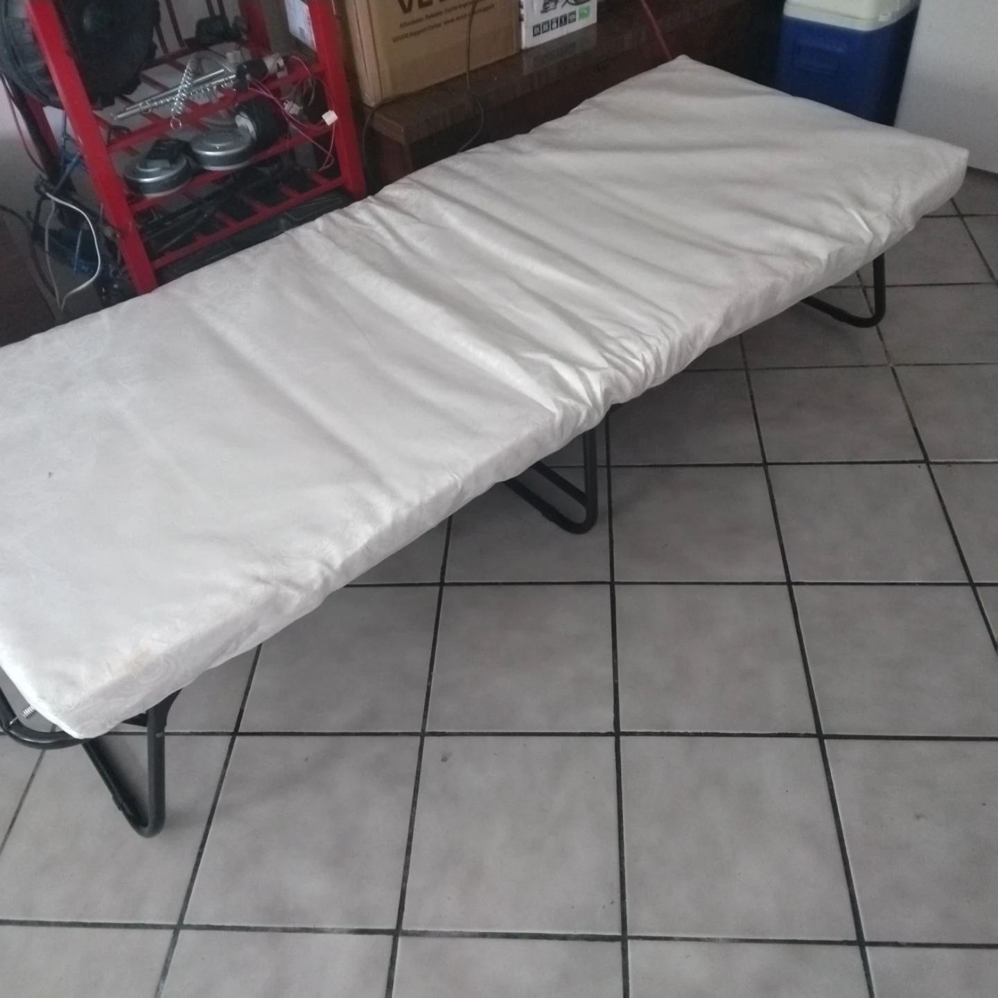 Folding bed like new - photo 5